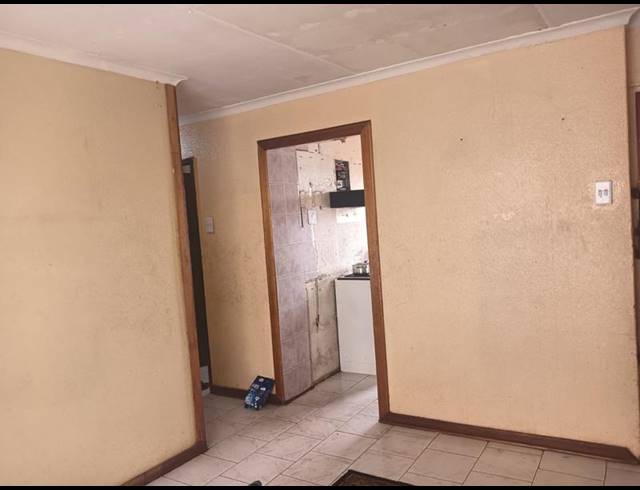 3 BEDROOM HOUSE FOR SALE IN VILLA LIZA